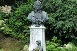 Krynica-Zdrój Atrakcja Pomnik Pomnik Adama Mickiewicza
