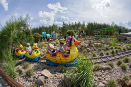 Trojanów Atrakcja Park rozrywki Farma Iluzji