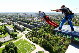 Sosnowiec Atrakcja Dream Jump ŻYLETA SOSNOWIEC 80M