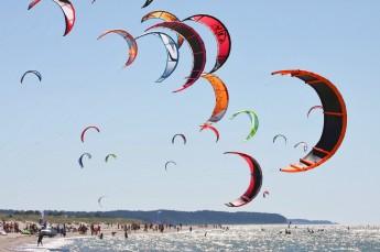 Chałupy Atrakcja Wypożyczalnia kitesurfingowa Easy Surf Center