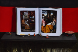 Nowy Sącz Wydarzenie Wystawa „Szczeliny istnienia. W oczekiwaniu na Plecy Boga”